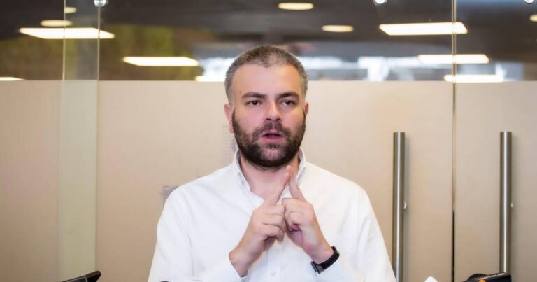 Ormachea exige investigación sobre el voto de legisladores afines a ministros