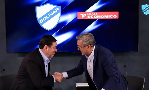 Renovación de alianza entre el Banco Económico y el Club Bolívar