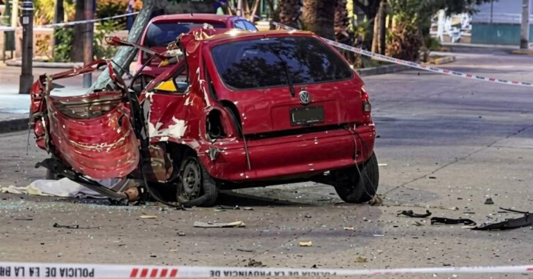 Joven pierde la vida tras estrellarse contra un árbol en Mendoza