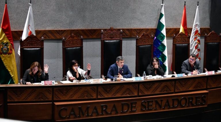 Senadores dan luz verde a la libre competencia en la venta del SOAT