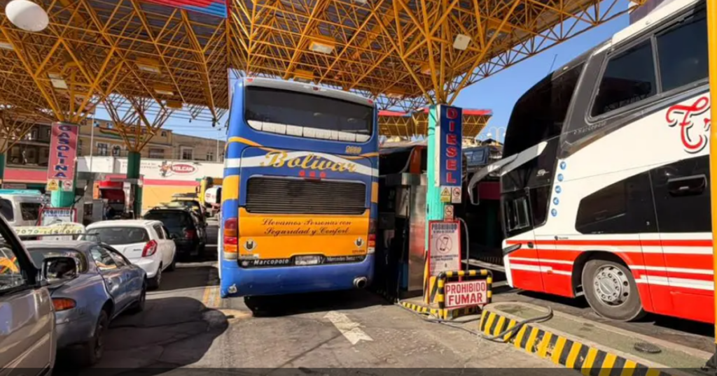 Choferes se reunirán en La Paz para discutir tarifas de pasajes interdepartamentales