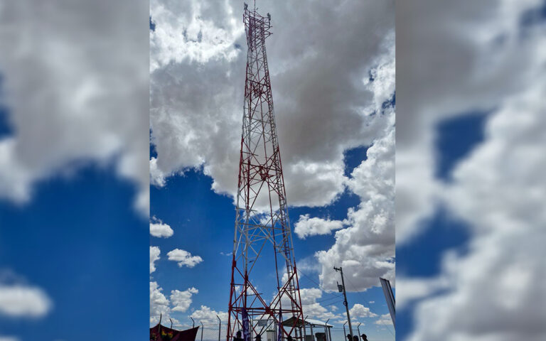 Caluyo da un paso adelante en telecomunicaciones con nueva radiobase