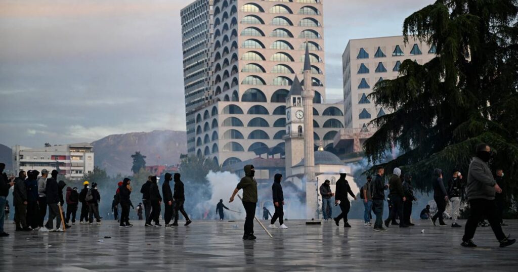 Conflicto en Tirana: Protestas contra la corrupción se intensifican