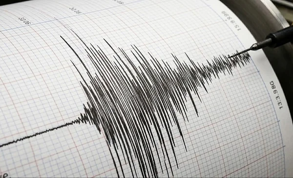 Vanuatu enfrenta alerta de tsunami tras dos fuertes terremotos